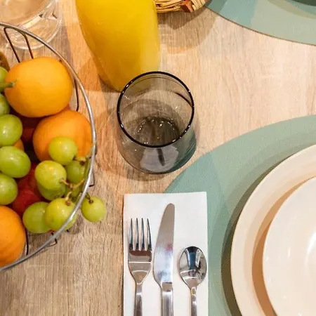 Cosy Au Coeur De L'ecusson - Arenes A 2 Min Appartement *