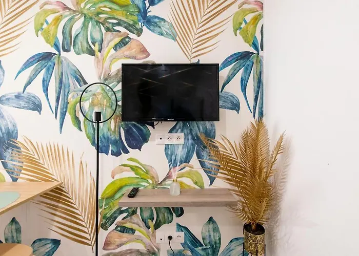 Cosy Au Coeur De L'ecusson - Arenes A 2 Min نيم