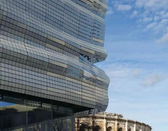 Cosy Au Coeur De L'ecusson - Arenes A 2 Min شقة